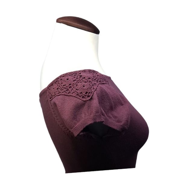 JACOB Size Small - Picture 2 of 4